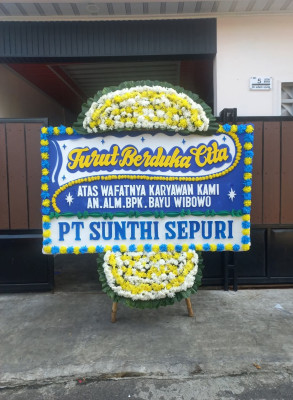 Papan Bunga Duka di Pemurus Luar
